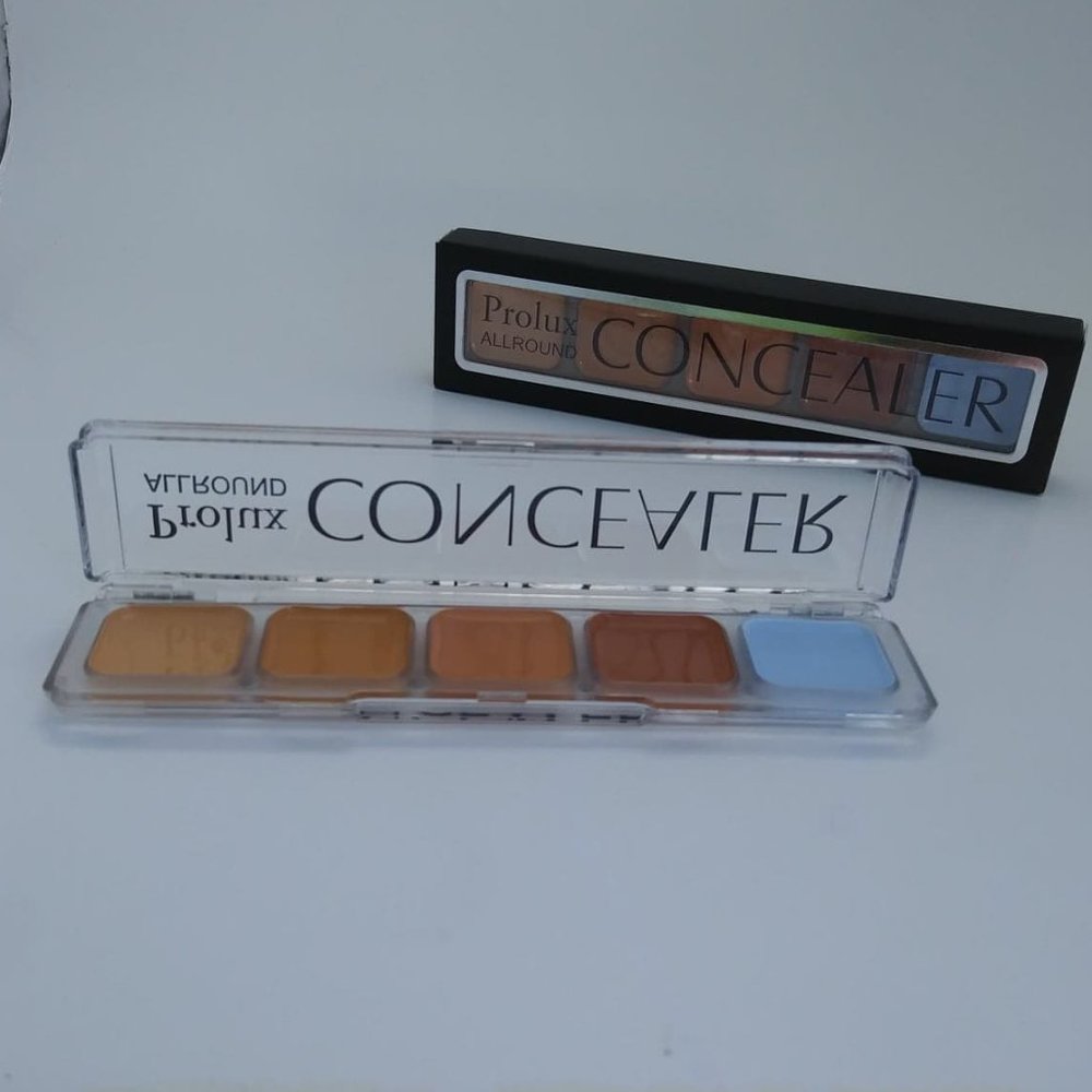 FREE CONCEALER OR LIP GLOSS - Picture 7 of 7